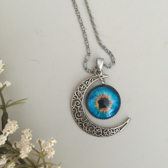 🌾 3/$15 Evil Eye with Half Moon Necklace - Picture 2 of 2